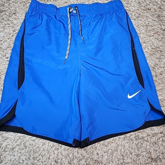 Nike Swim Trunks Mens Medium Blue Black White Shorts 717384-425 - Picture 2 of 6